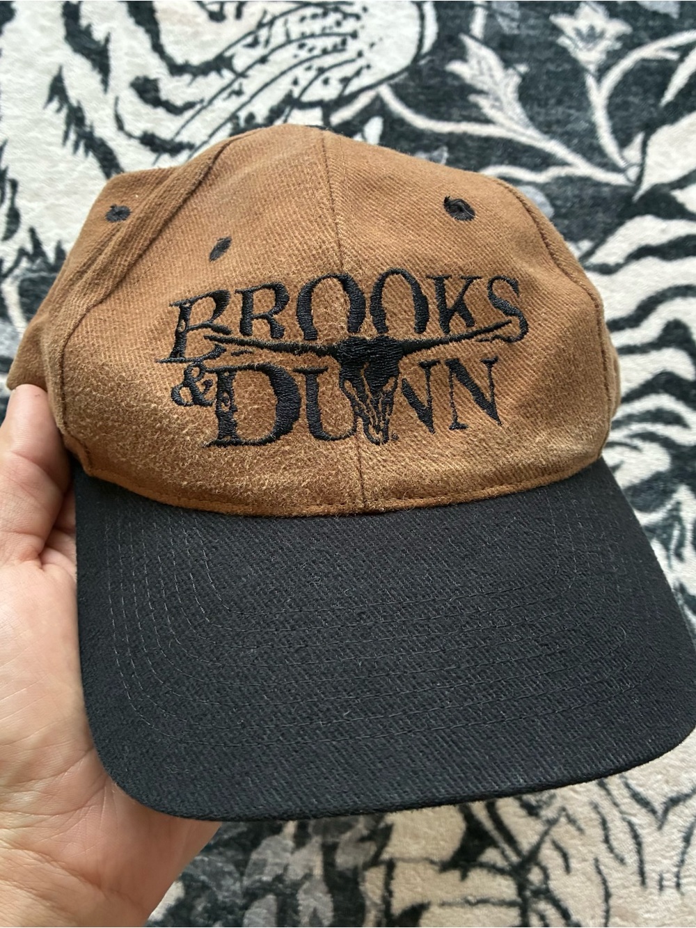 002 - VINTAGE 90s BROOKS AND DUNN WESTERN COUNTRY MUSIC SNAPBACK HAT